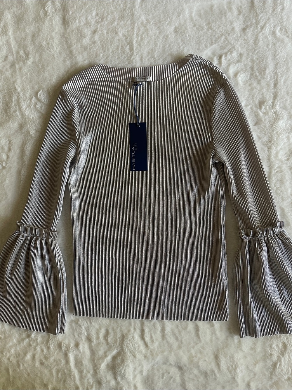 Habitual Girl Metallic Silver/Gray  Ribbed Bell-Sleeve Top SZ 12